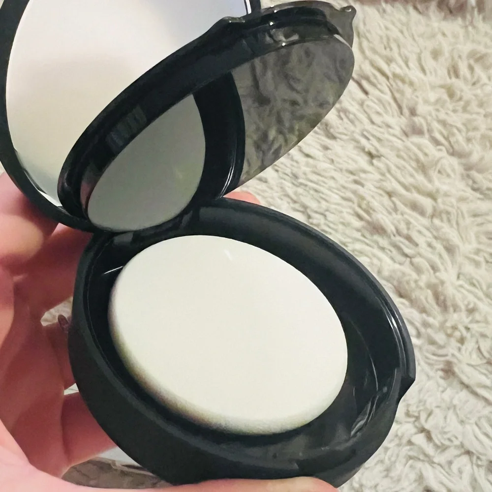 IT Cosmetics Bye Bye Pores Pressed Setting Powder Translucent 9g/.31oz
